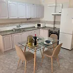 Gold Oasis Апартаменты